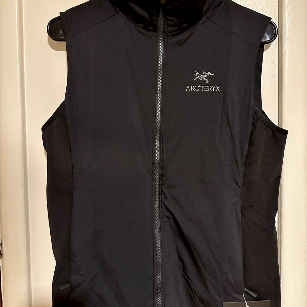 NWT Arc'teryx Women's Atom Vest (Retail $200) Small